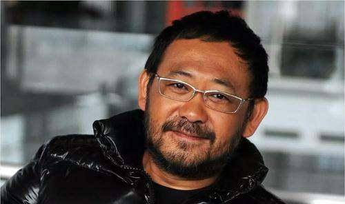 深度解析：姜文和姜武父親分別是誰？揭秘中國影壇兄弟的共同根基