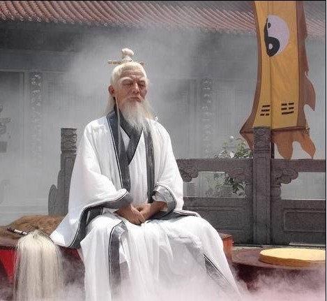 深度剖析:圍繞“7777788888精準(zhǔn)四生肖”的社會輿論與商業(yè)博弈