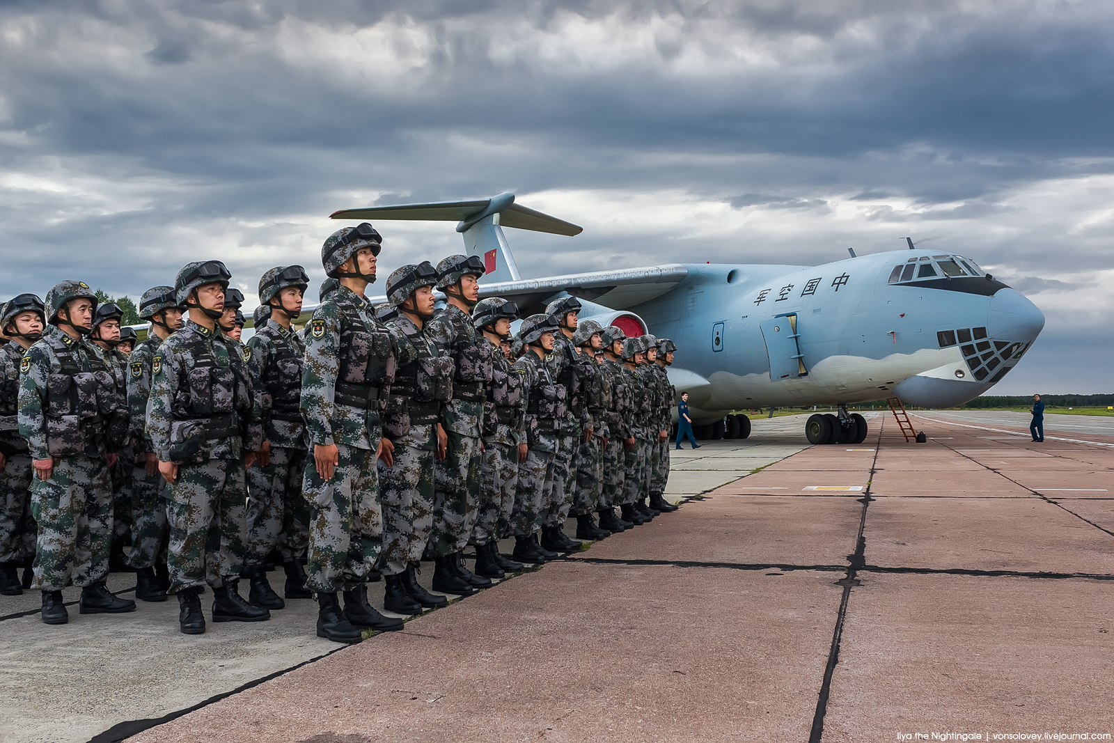 邊境迷霧中，中國人民解放軍61398部隊(duì)可以用微信嗎？一場關(guān)于通信安全的對(duì)話